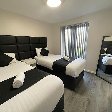 Hosted By Ryan - 2 Bedroom Apartment Liverpool Luaran gambar
